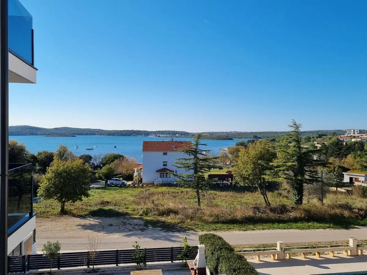 Sea View Medulin Apartment - Orijeta