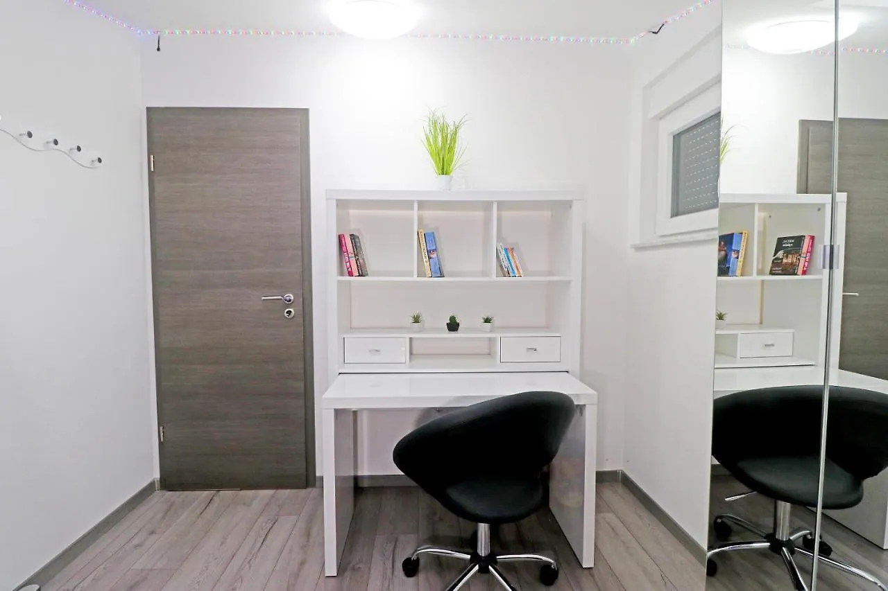 Sea View Medulin Apartment - Orijeta