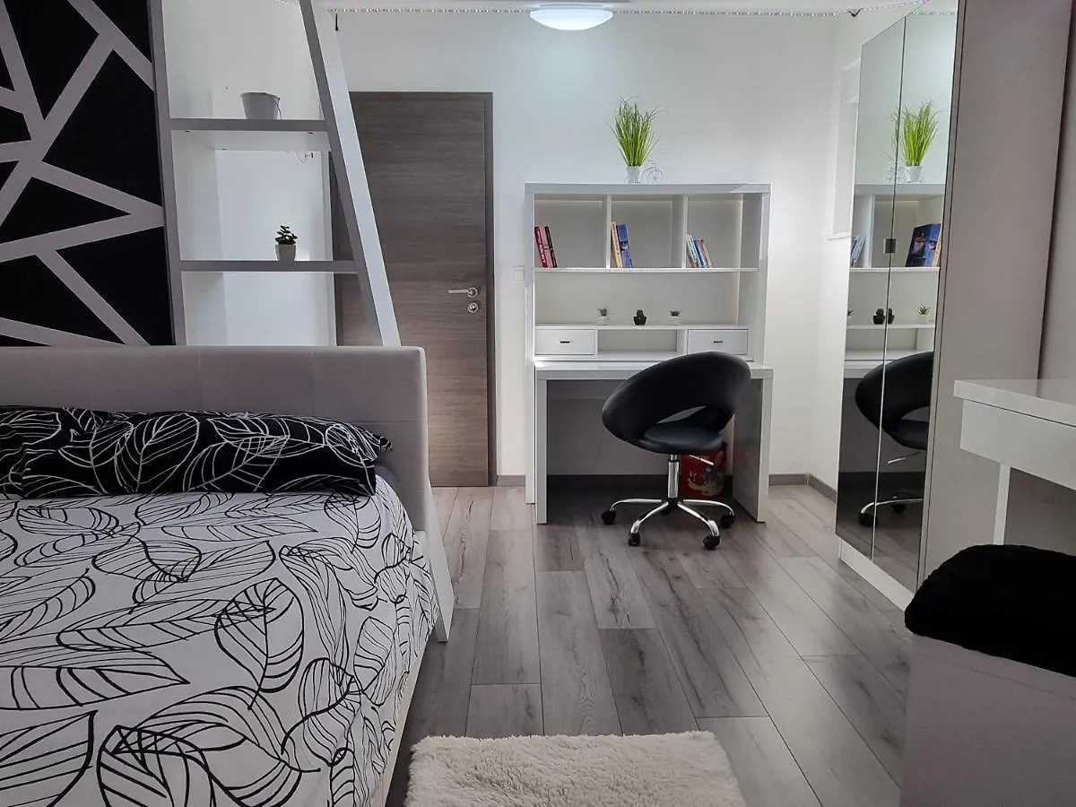 Sea View Medulin Apartment - Orijeta