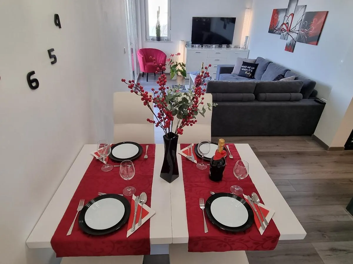 Sea View Medulin Apartment - Orijeta