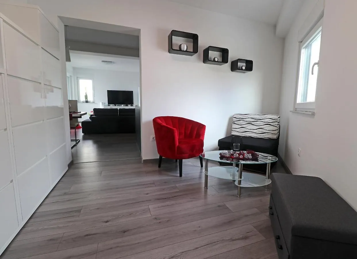 Sea View Medulin Apartment - Orijeta